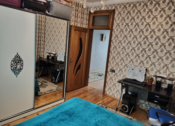 Qaracuxur krasqa zavodu terefde - Emircanin gireceyinde