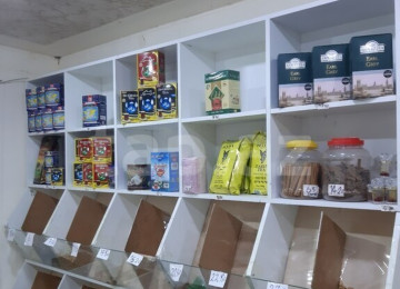 6 ədəd təmiz vitrin bir yerdə və tək tək satiş da hər nov