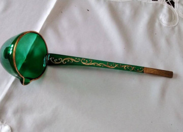 Qədimi Cexoslovakiya istehsalı böyük boqema çömçə