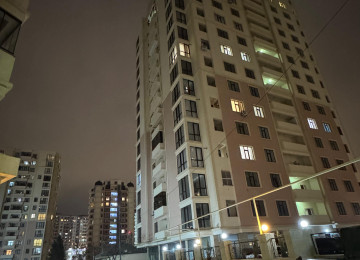 Nerimanov rayonu, Ankara liseyinin yani Grand Narimanov