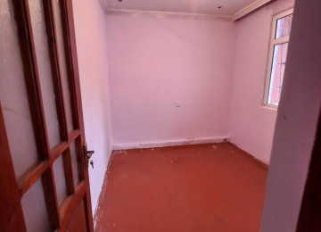 Xlrdalan Bazarsdore Market ve AAAF PARK Yaxlql 4 otaq heyet