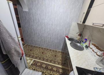 Xlrdalada 2 otaq heyet evi satllr heyetide var senet kupca