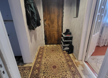 Xlrdalada 2 otaq heyet evi satllr heyetide var senet kupca