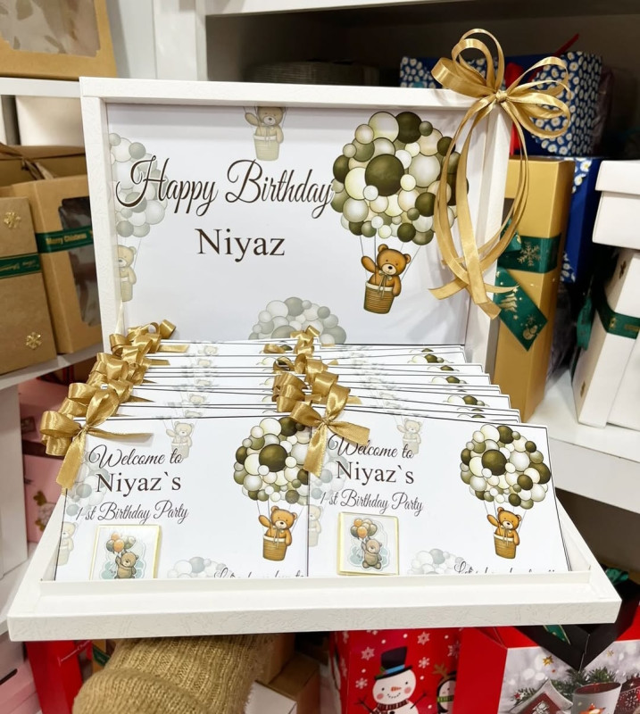 Ad gunu konfet xoncalari sifarisle hazirlanir. Sifarisler