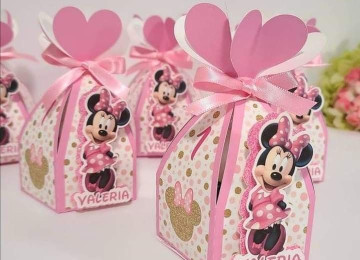 Xestexana cixisi ve ad gunu ucun paylama konfetler