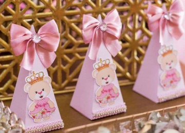 Xestexana cixisi ve ad gunu ucun paylama konfetler