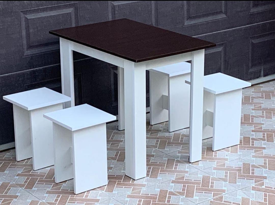 Masa və taburetka Anbardan birbaşa satış Rəng seçimi var