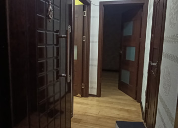 Xlrdalada 1 otaq 2 ye olmus menzil kiraye bos verlir