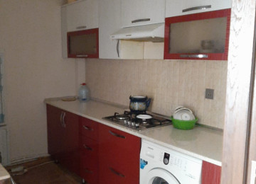 Xlrdalan kirsdal Abseron 1 de 1 otaq 2 ye olmus menzil