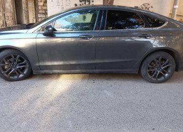 Tam full. Heç bir problemi yoxdur. Özüm satıram