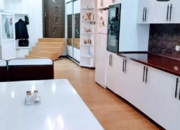 Gencede heyet evi-villa. 2 mərtəbəli lyuks tipli 40 kv/m