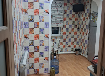 Əla təmirli evdi,9 mərtəbəli lelinqrad proyoktli binanin4