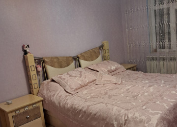 Əla təmirli evdi,9 mərtəbəli lelinqrad proyoktli binanin4