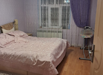 Əla təmirli evdi,9 mərtəbəli lelinqrad proyoktli binanin4