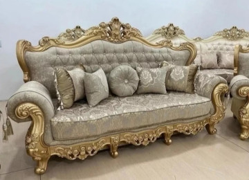 Divan kreslo ve stullarin yuksek keyfiyyetde temiri. Eger