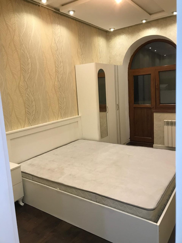 2 otaq menzil kiraye verlir Xırdalan şəhəri AAF park.Beş mərtəbə evin beşinci