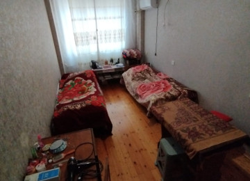 Xlrdalan Riyyat ticaret merkezi ve Dos merkeznin Arxasl 1