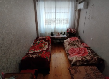 Xlrdalan Riyyat ticaret merkezi ve Dos merkeznin Arxasl 1