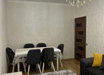 Xətai rayonu General Mehmandarov küçəsi mərkəzi yolun