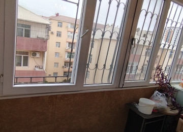 Masazlr qesebesi qurtlus 93 de 3 otaq menzil kiraye verlir