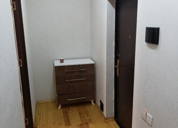 Xlrdalan Riyat ticaret merkezi ve dos merkeznin arxasl