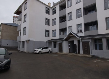 Qetil yasayls koblesi Masazlr qesebesi 50 kv 2 otaq menzil