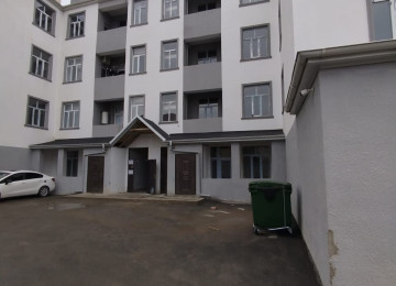 Qetil yasayls koblesi Masazlr qesebesi 50 kv 2 otaq menzil