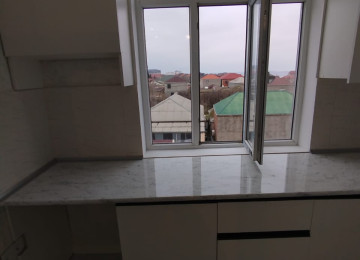 Qetil yasayls koblesi Masazlr qesebesi 50 kv 2 otaq menzil