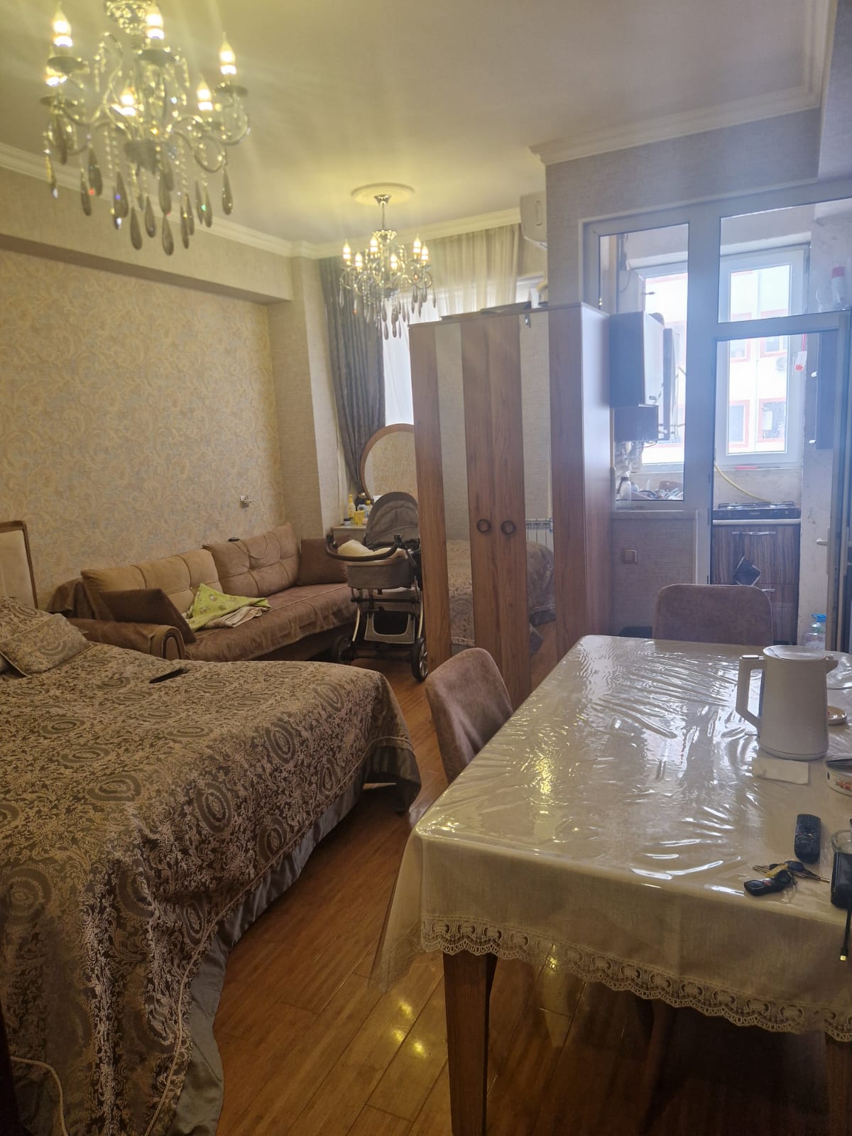 Kupça Xirdalanda Tam merkezde Kristal abşeron ikide İcra