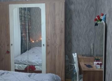 Əmlak əşyalı satılır. Görünən bütün əşyalar qalır