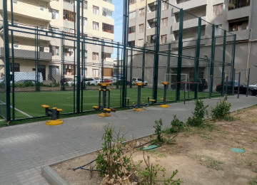 Nizami rayonu Qara Qarayev metrosuna 10 dəqiqəlik məsafədə