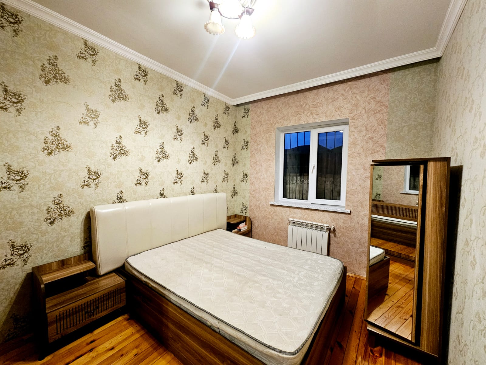 Xlrdalan Seheri Evin və həyətin kupçası var. İpotekaya