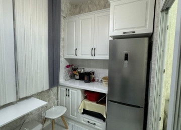 QİYMET ENDİ .Telesin bu qiymete bele temirli menzil