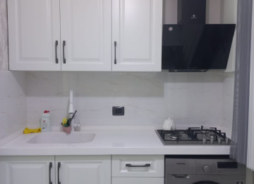 QİYMET ENDİ .Telesin bu qiymete bele temirli menzil