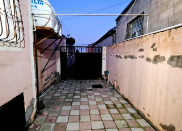 Xlrdalan Seheri Evin və həyətin kupçası var. İpotekaya