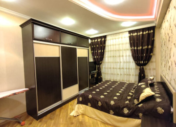 ƏŞYALI!!! Xətai rayonu Həzi Aslanov metrosununa 2