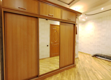 ƏŞYALI!!! Xətai rayonu Həzi Aslanov metrosununa 2