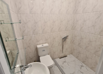 Xlrdalada Merkezde 2 otaq radnoy hersarayetnen 60kv 450 azn