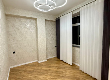 Xətai rayonu Əhmədli metrosu yaxınlığında Neapol dairəsi