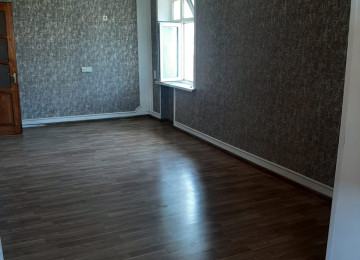 Xlrdalanda Teze bazarln yanl 1 otaq bos kiraye verli Menzil