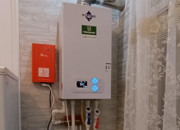 Xırdalan köhnə bazar və Xəzinə Palacenin yaxinliqi. Yeni