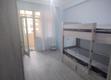 Tam təmirli, yeni mebellərlə təchiz olunub, suyu, işığı,