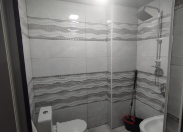 Tam təmirli, yeni mebellərlə təchiz olunub, suyu, işığı,