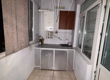 Mənzil Abşron gənclər şəhərciyində yerləşir. Kombi sistemi,