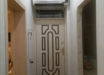 Xlrdalada 119 yolu 4 otaq heyet evi satllr 1.5 sot 100 kv 2