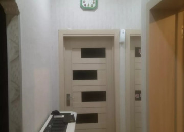 Xlrdalada 119 yolu 4 otaq heyet evi satllr 1.5 sot 100 kv 2