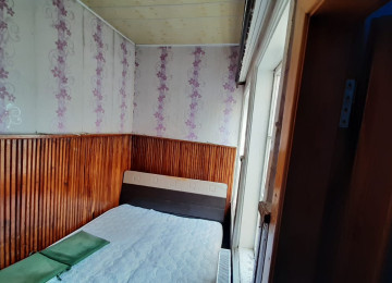 Yasamal rayonu Abdulla Şaiq küçəsi 160-da tam təmirli