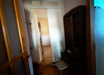 Yasamal rayonu Abdulla Şaiq küçəsi 160-da tam təmirli