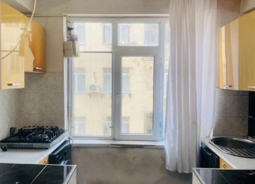 Xlrdalan Bakl Muhedsliyi yan 1 otaq 2 ye olmus menzil