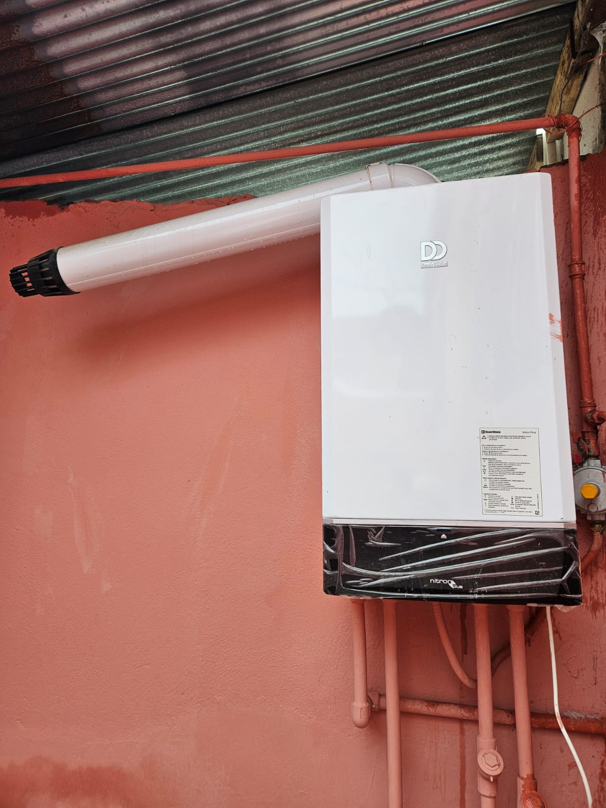 Xlrdalada 7 nomreli mektebin yaxlql 3 otaq heyet evi